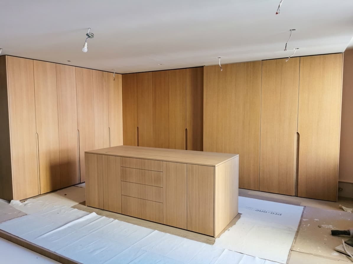 Agencement complet d'une chambre à coucher